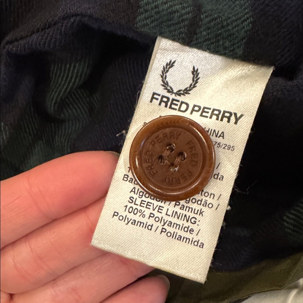 FRED PERRY | Green Parka Coat with Hood - Picture 9 of 9